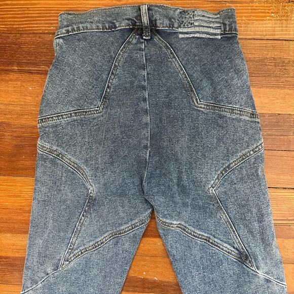Revice Star Skinny Jeans, Size 23, Exposed Seam, Button and Zip Closure, Viral - Picture 9 of 9